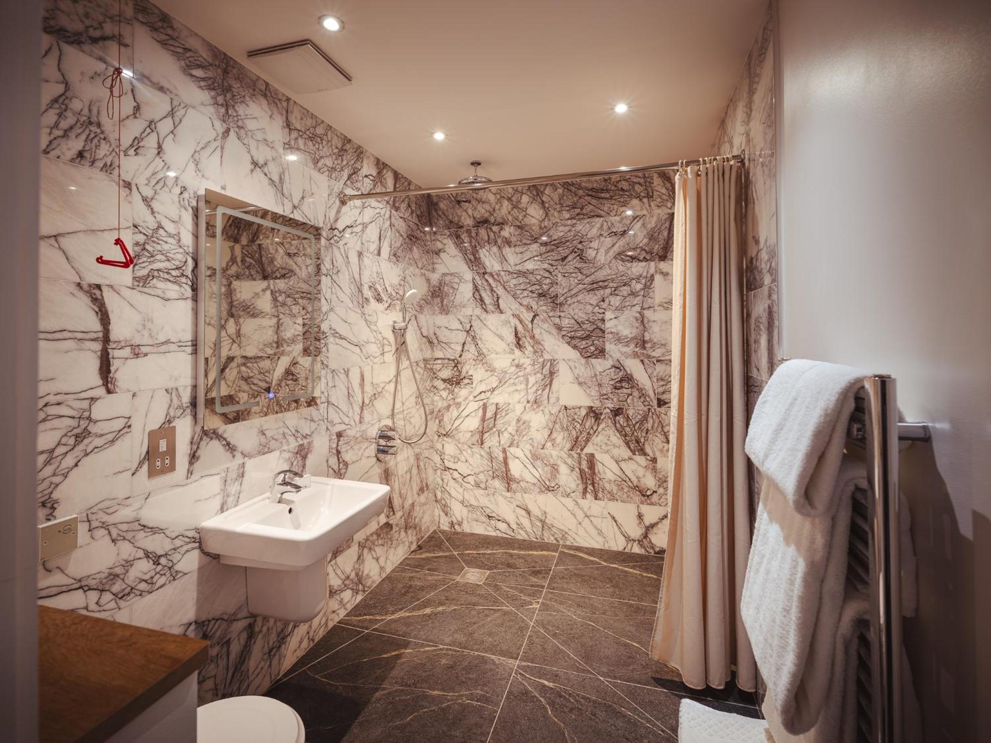 The Varsity Hotel & Spa CBG Εξωτερικό φωτογραφία